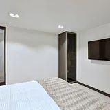 Parque Lleras 8br Luxury Apt. Glass Pool & 2 Jacuzzis photo 21