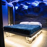 La Rock • 5BR King Bed Cave + Jacuzzi @ Lleras photo 2