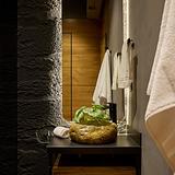 La Rock • 7BR King Bed Cave + Jacuzzi @ Lleras photo 5