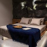 La Rock • 7BR King Bed Cave + Jacuzzi @ Lleras photo 24