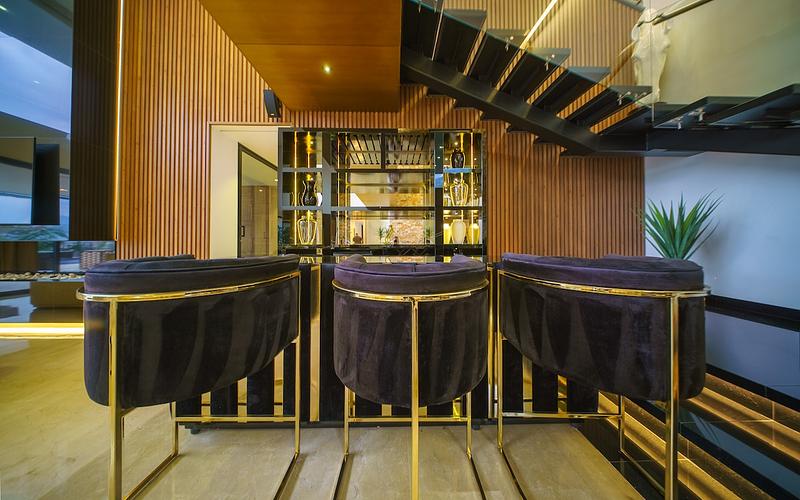 Luxury Mansion | 9 Bed•Maid•Pool•Jacuzzi•Sauna•Gym photo 2