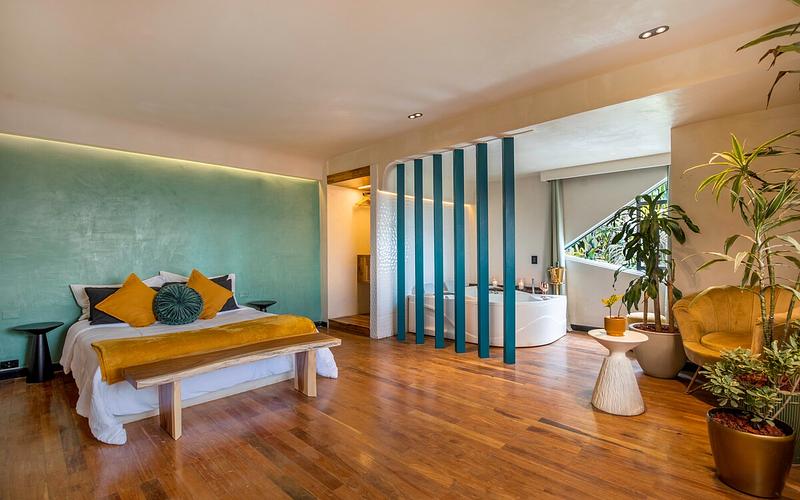 Luxury Mansion in Poblado/disco/2pools/Jacuzzi/AC photo 2