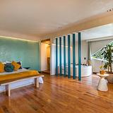 Luxury Mansion in Poblado/disco/2pools/Jacuzzi/AC photo 2