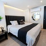 Penthouse • Private Jacuzzi + Sauna + Turkish Bath photo 18