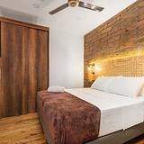 Casa Madera in Parque Lleras 7BR & private Jacuzzi photo 10