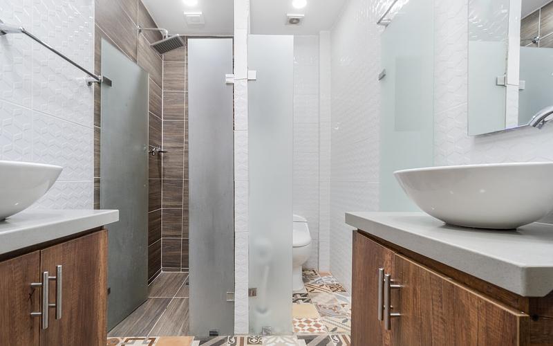 Casa Madera in Parque Lleras 7BR & private Jacuzzi photo 2