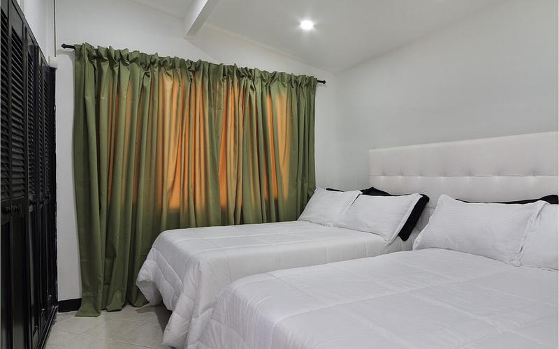 Poblado10Br park lleras pool jacuzzi EventsOK photo 3
