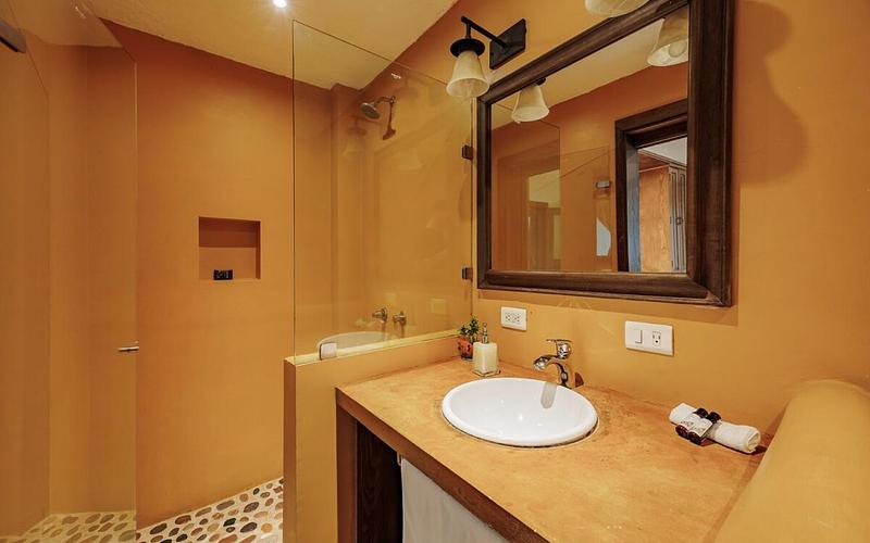CASA DEL RELOJ--OASIS 5-BEDROOM APARTMENT! photo 3