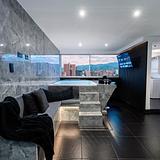 VIP Jacuzzi Suite • AC + City Views photo 6