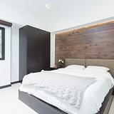 Lleras Park | 3br Lux PH | Balcony | AC | Best Wifi | photo 3